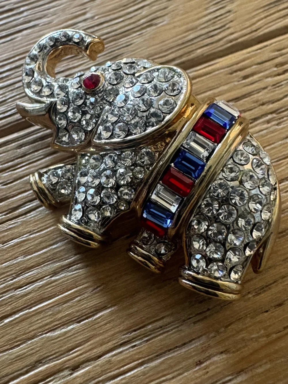 Baguette Elephant Pin/Brooch